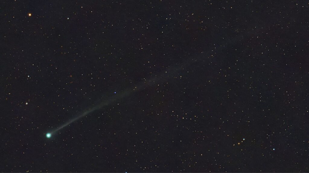 Cométe Swan25F De l'Arizona. 8 janvier à partir de 11h00 UT (4h MST) 8" f/2 RASA, pile de 22 x 1m, caméra ASI2600MC OCS, Payson, AZ // Source : Chris-Schur Cométe Swan25F De l'Arizona. 8 janvier à partir de 11h00 UT (4h MST) 8" f/2 RASA, pile de 22 x 1m, caméra ASI2600MC OCS, Payson, AZ // Source : Chris-Schur