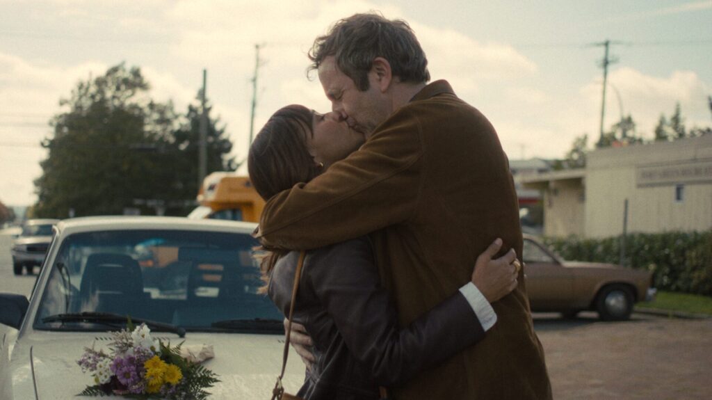 Mike et Amanda dans l'épisode 1 de la saison 7 de Black Mirror // Source : Netflix Mike et Amanda dans l'épisode 1 de la saison 7 de Black Mirror // Source : Netflix