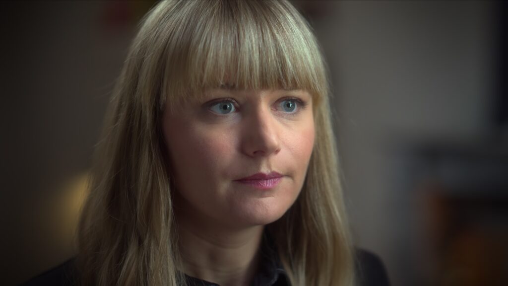 La journaliste Anne-Sophie Jahn // Source : Netflix