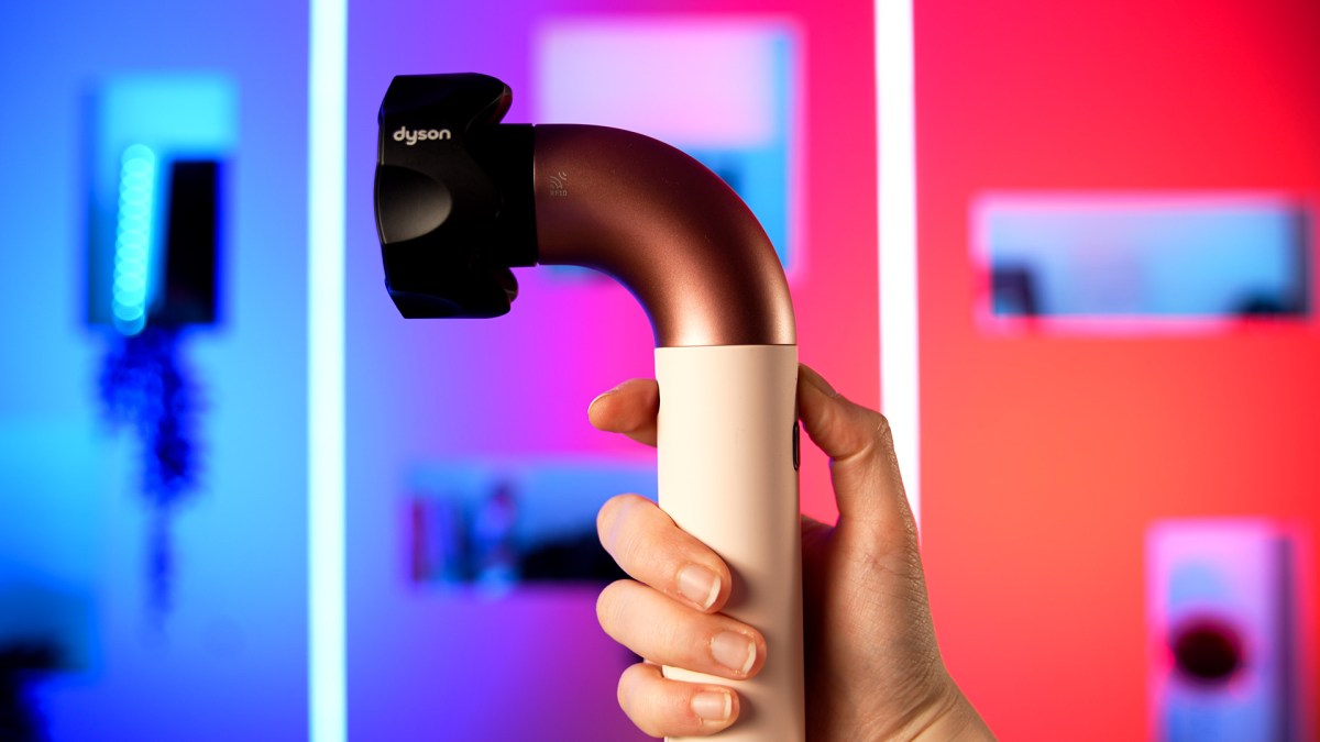 Dyson Supersonic r // Source : Nino Barbey pour Numerama Dyson Supersonic r // Source : Nino Barbey pour Numerama
