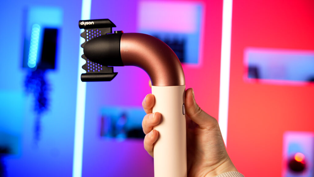 Dyson Supersonic r // Source : Nino Barbey pour Numerama Dyson Supersonic r // Source : Nino Barbey pour Numerama