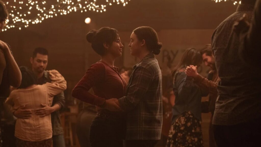 Dina et Ellie lors du bal, dans la série The Last of Us. // Source : HBO Max