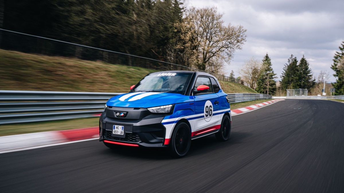 La voiture sans permis Ligier JS50 a établi un record sur le circuit du Nürburgring // Source : Ligier La voiture sans permis Ligier JS50 a établi un record sur le circuit du Nürburgring // Source : Ligier