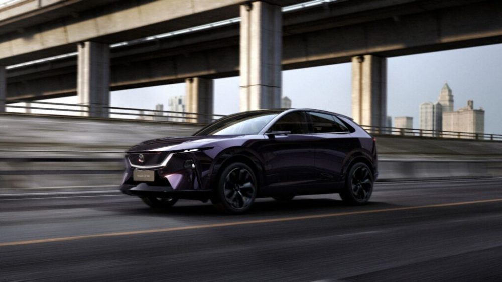 Le Mazda CX-6e ou EZ60 en Chine (2025) // Source : Mazda Le Mazda CX-6e ou EZ60 en Chine (2025) // Source : Mazda