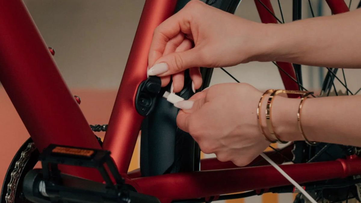 Ce vélo électrique Ampler Nova se recharge en USB-C // Source : Ampler