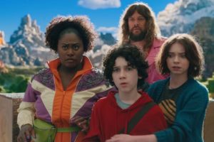 Les quatre personnages du film qui rencontrent Steve // Source : Warner Bros.