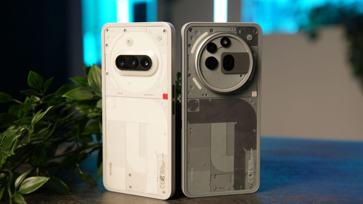Les Nothing Phone (3a) et (3a) Pro // Source : Alfred Tertrais pour Numerama