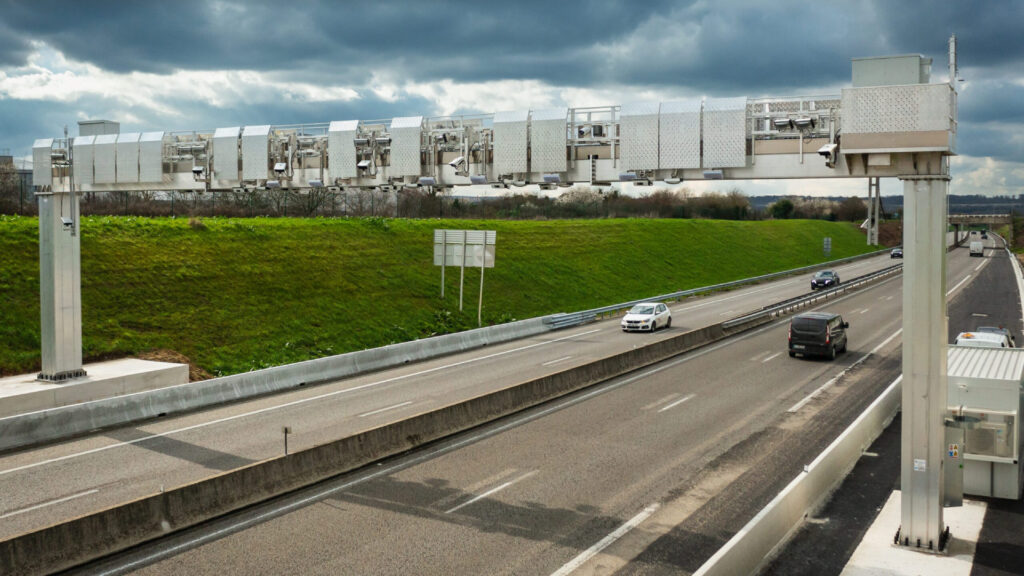 Infrastructure d'un péage en flux libre Infrastructure d'un péage en flux libre