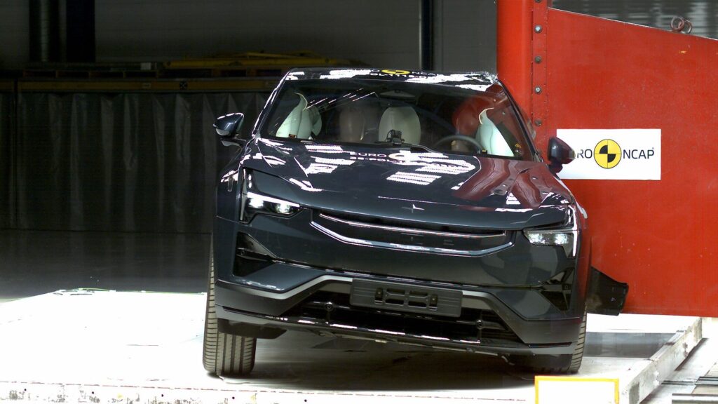 La Polestar 3 obtient le meilleur score pour la sécurité des enfants à bord au crash-test Euro NCAP // Source : Polestar La Polestar 3 obtient le meilleur score pour la sécurité des enfants à bord au crash-test Euro NCAP // Source : Polestar