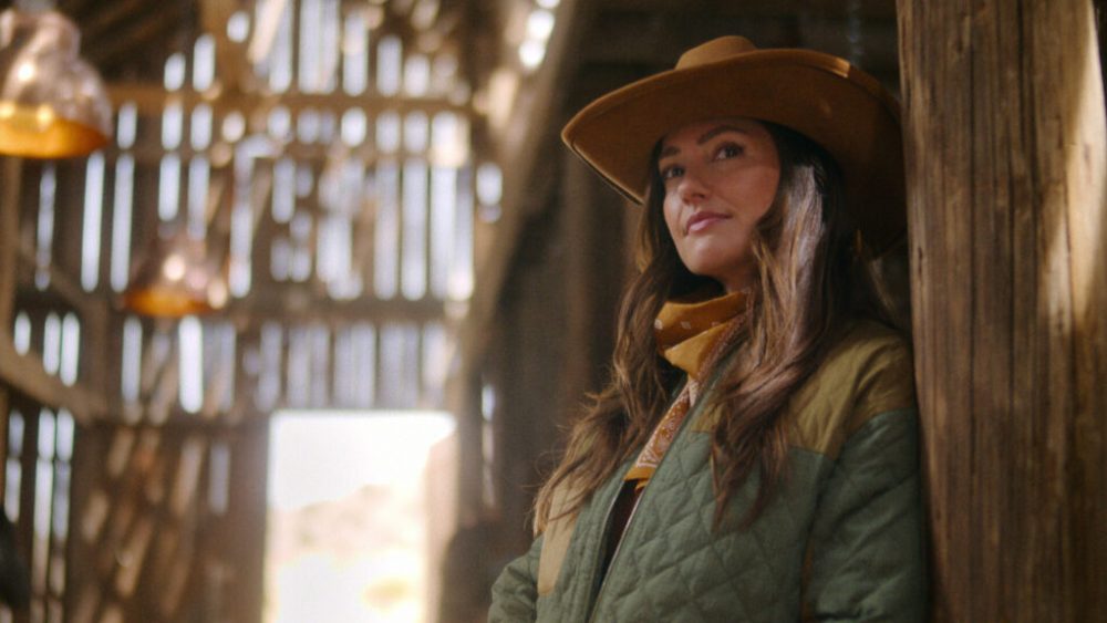 RANSOM CANYON. Minka Kelly as Quinn in Episode 103 of Ransom Canyon. Cr. Courtesy of Netflix © 2025 RANSOM CANYON. Minka Kelly as Quinn in Episode 103 of Ransom Canyon. Cr. Courtesy of Netflix © 2025