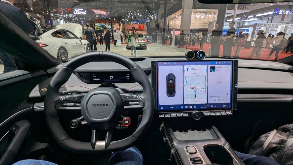 Intérieur de la Xiaomi SU7 (salon de Shanghai 2025) // Source : Raphaelle Baut pour Numerama Intérieur de la Xiaomi SU7 (salon de Shanghai 2025) // Source : Raphaelle Baut pour Numerama