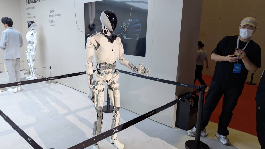 Le robot Xpeng Iron est déjà à l'oeuvre en Chine // Source : Raphaelle Baut pour Numerama 