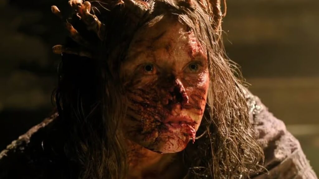 Un stalker (rôdeur) en live-action dans la série... notre pire cauchemar devenu réalité. // Source : HBO Max