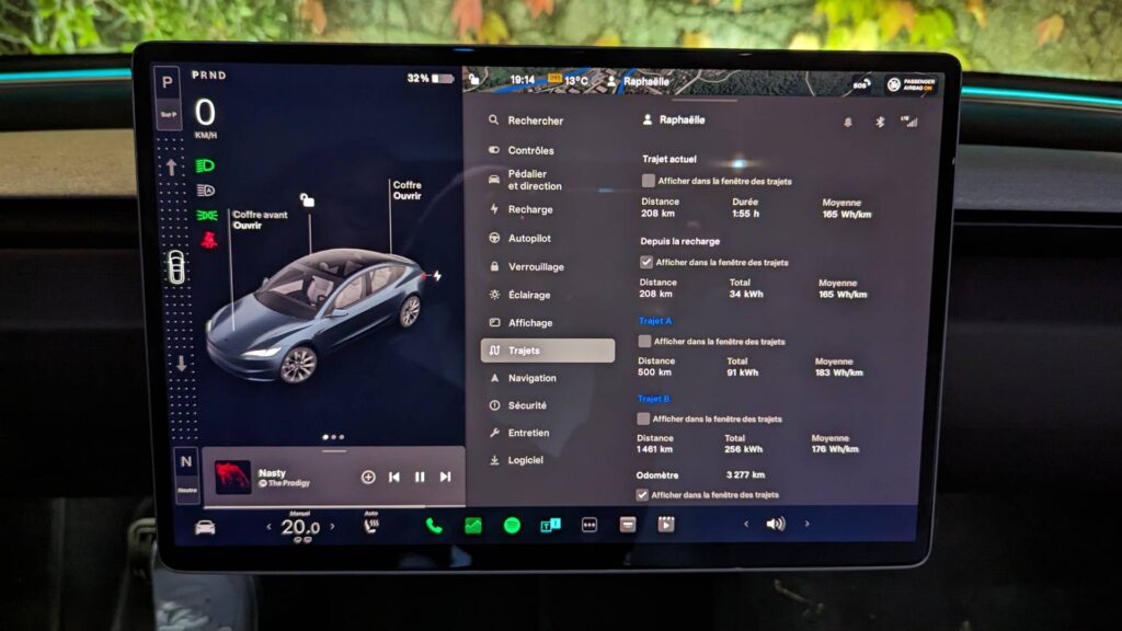 Tesla Model 3 odomètre // Source : Raphaelle Baut pour Numerama Tesla Model 3 odomètre // Source : Raphaelle Baut pour Numerama