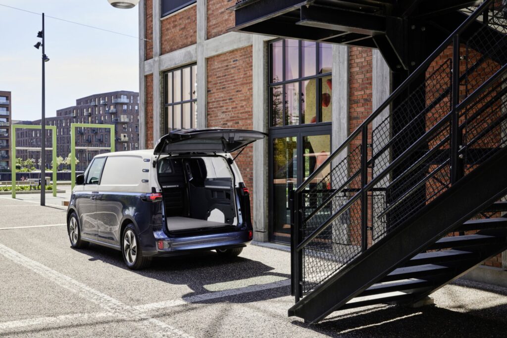 Le Volkswagen ID. Buzz Cargo // Source : Volkswagen Le Volkswagen ID. Buzz Cargo // Source : Volkswagen