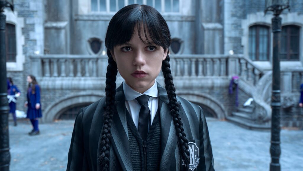 Prêts à retrouver Mercredi ? // Source : Jonathan Hession/Netflix Prêts à retrouver Mercredi ? // Source : Jonathan Hession/Netflix