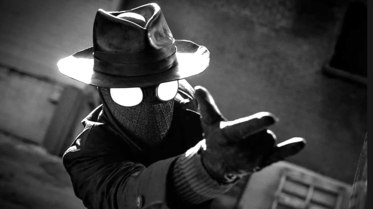 Spider-Noir, dans la toute première image de la série // Source : Aaron Epstein / Prime Video Spider-Noir, dans la toute première image de la série // Source : Aaron Epstein / Prime Video