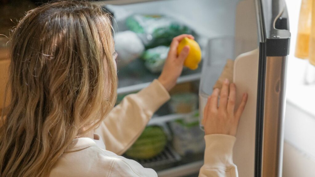 La température du frigo doit être surveillée. // Source : Pexels La température du frigo doit être surveillée. // Source : Pexels