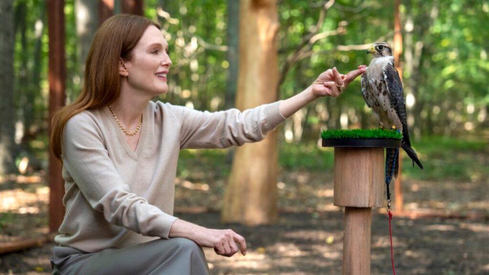Julianne Moore dans Sirens // Source : Macall Polay/Netflix Julianne Moore dans Sirens // Source : Macall Polay/Netflix
