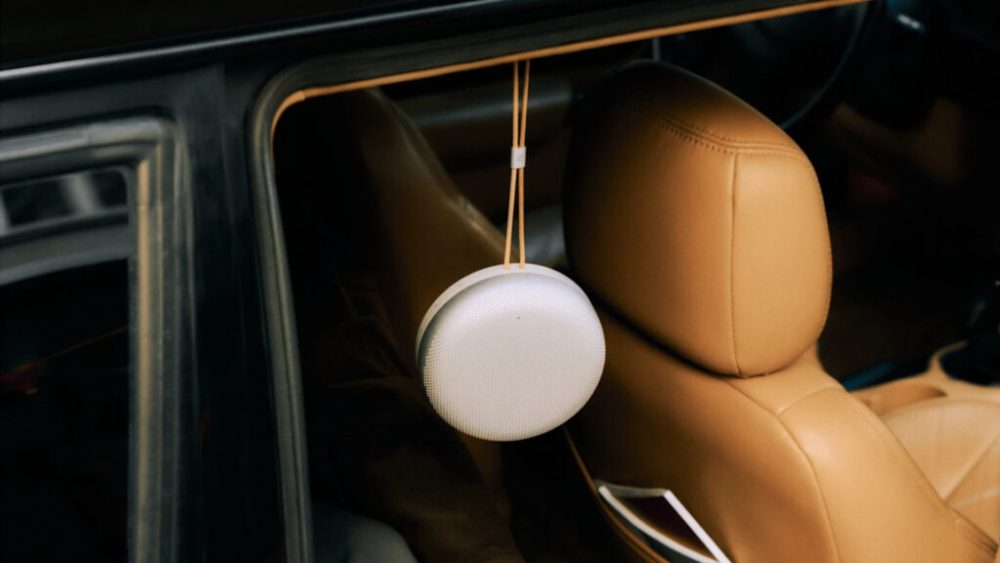 Beosound A1 (Gen 3) // Source : Bang & Olufsen Beosound A1 (Gen 3) // Source : Bang & Olufsen