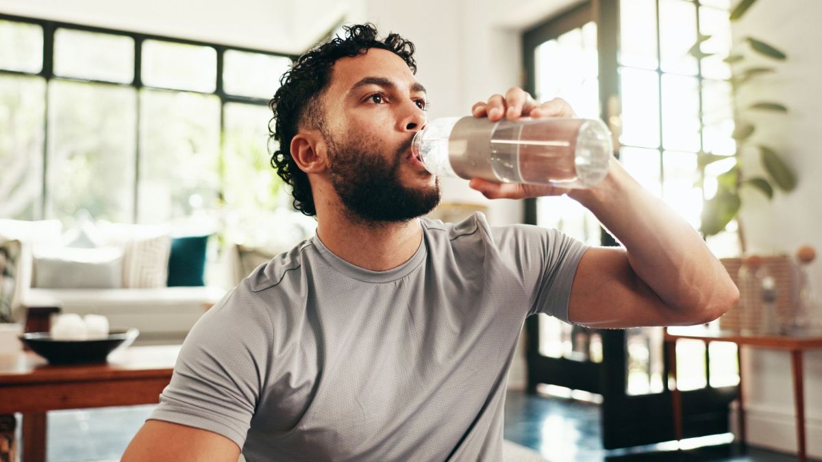 Quand il fait aussi chaud, il est crucial de bien s'hydrater. // Source : Envato Quand il fait aussi chaud, il est crucial de bien s'hydrater. // Source : Envato