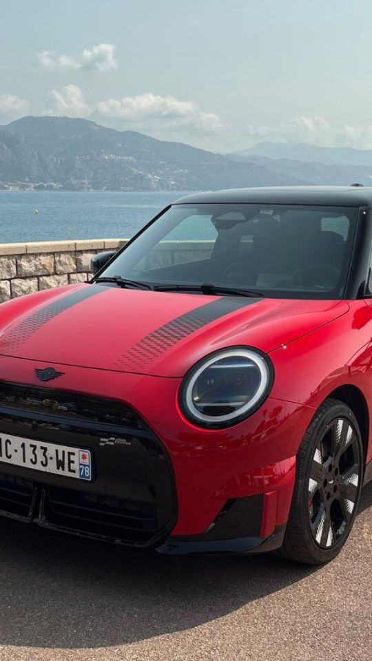 Essai de la Mini John Cooper Works E // Source : Robin San Vicente pour Numerama Essai de la Mini John Cooper Works E // Source : Robin San Vicente pour Numerama