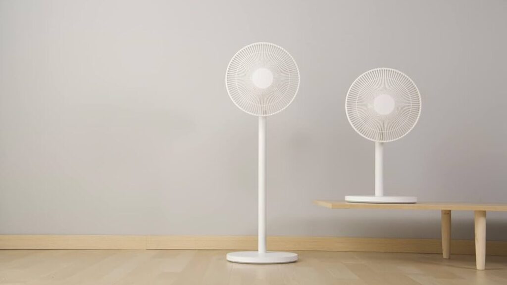 Xiaomi Mi Smart Standing Fan 2 Lite // Source : Xiaomi Xiaomi Mi Smart Standing Fan 2 Lite // Source : Xiaomi