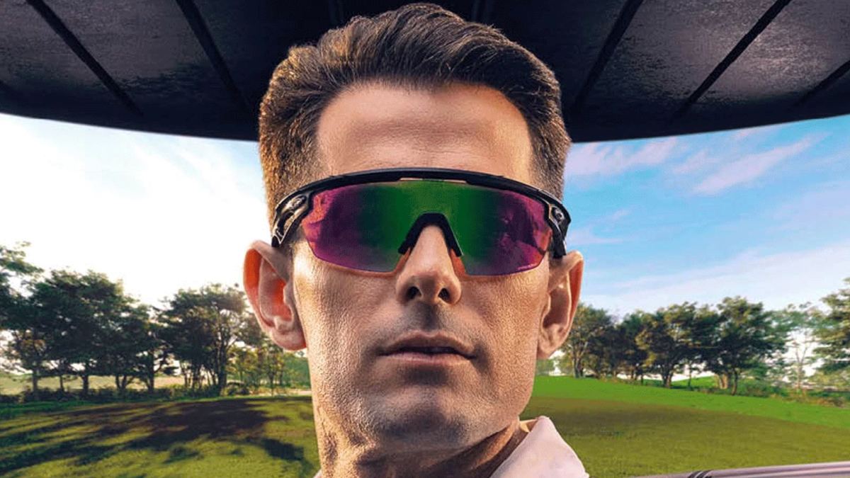 Des lunettes Oakley. // Source : Oakley Des lunettes Oakley. // Source : Oakley