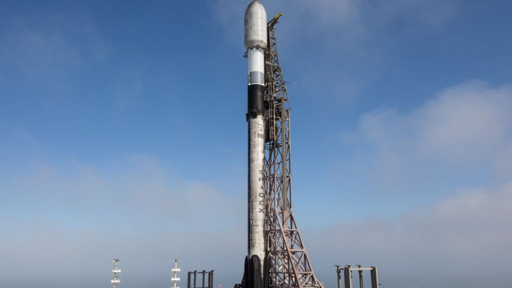 30 minute avant le décollage de Falcon 9 // Source : Compte X -Space X 30 minute avant le décollage de Falcon 9 // Source : Compte X -Space X