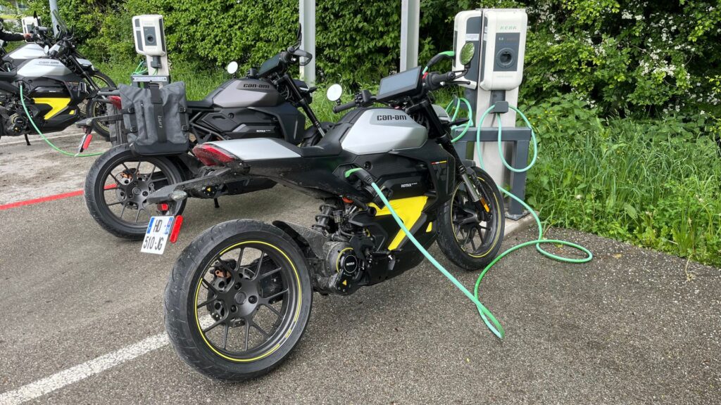 La Can-Am Pulse à l'essai // Source : Robin San Vicente pour Numerama