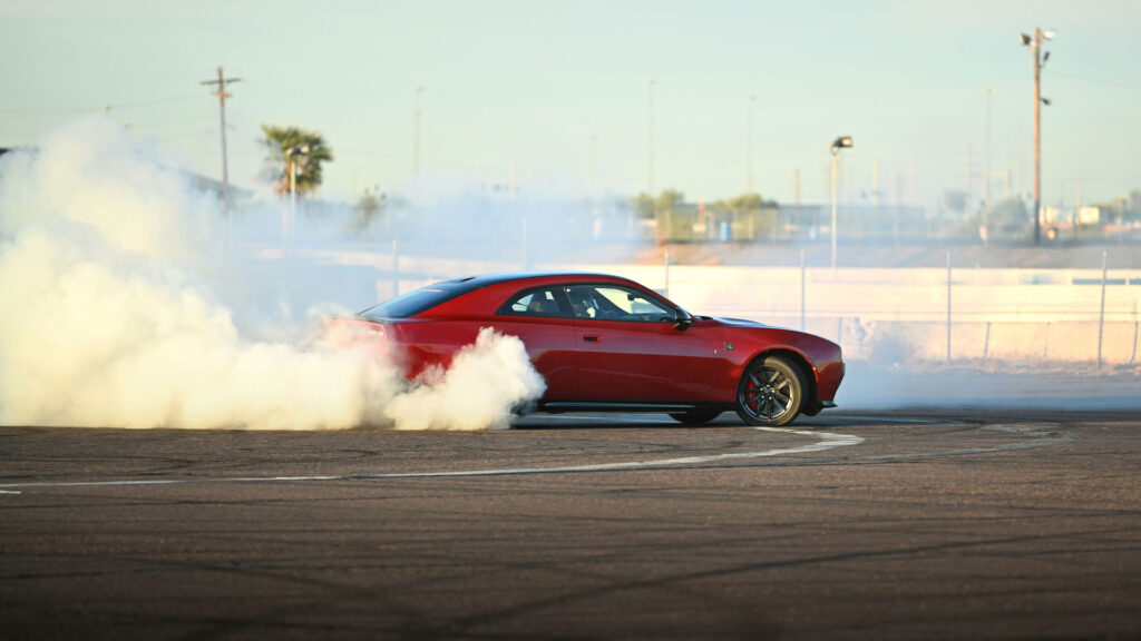 Dodge Charger Daytona EV // Source : Dodge Dodge Charger Daytona EV // Source : Dodge