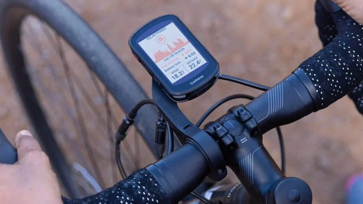 Garmin Edge 1050 // Source : Garmin Garmin Edge 1050 // Source : Garmin