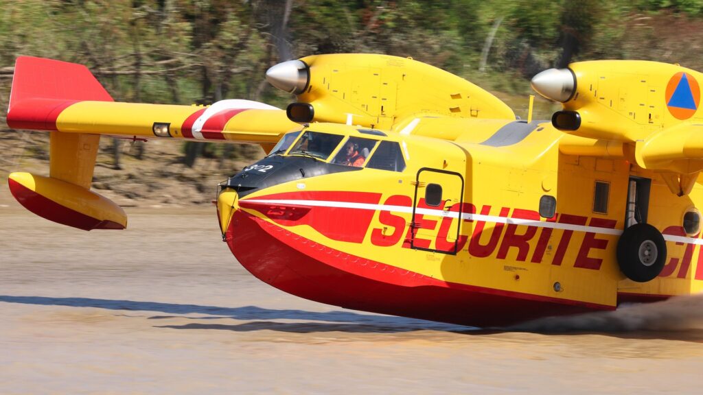 hydravion canadair