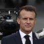 Emmanuel Macron avec une caméra Blackmagic pour APple Vision Pro. // Source : Immersive Flashback Emmanuel Macron avec une caméra Blackmagic pour APple Vision Pro. // Source : Immersive Flashback