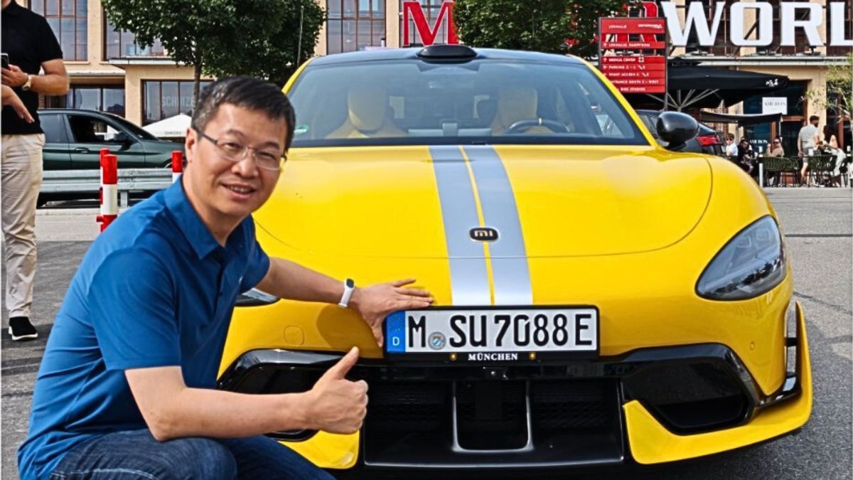 Une Xiaomi SU7 Ultra a été officiellement immatriculée en Allemagne // Source : Lu Weibing via Weibo Une Xiaomi SU7 Ultra a été officiellement immatriculée en Allemagne // Source : Lu Weibing via Weibo