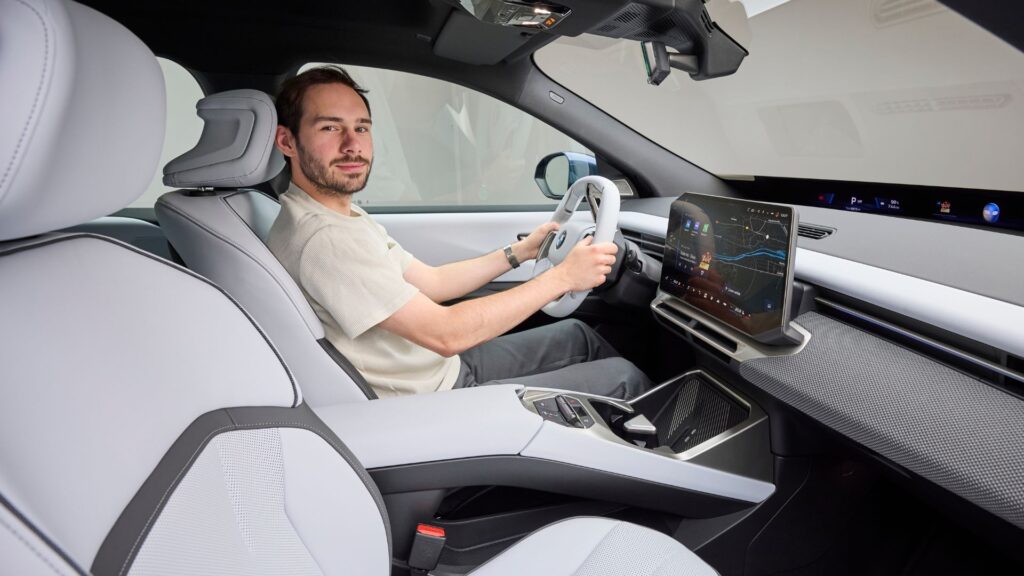 On vous fait découvrir le nouveau BMW iX3 // Source : Fabian Kirchbauer pour Numerama