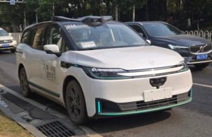 Baidu Apollo Go Robotaxi  // Source : Baidu