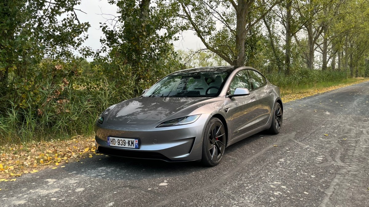 Essai de la Tesla Model 3 Performance // Source : Robin San Vicente pour Numerama Essai de la Tesla Model 3 Performance // Source : Robin San Vicente pour Numerama