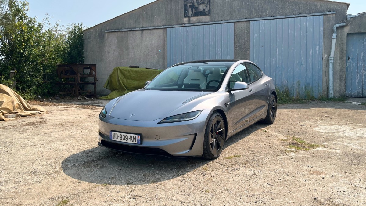 Essai de la Tesla Model 3 Performance // Source : Robin San Vicente pour Numerama Essai de la Tesla Model 3 Performance // Source : Robin San Vicente pour Numerama