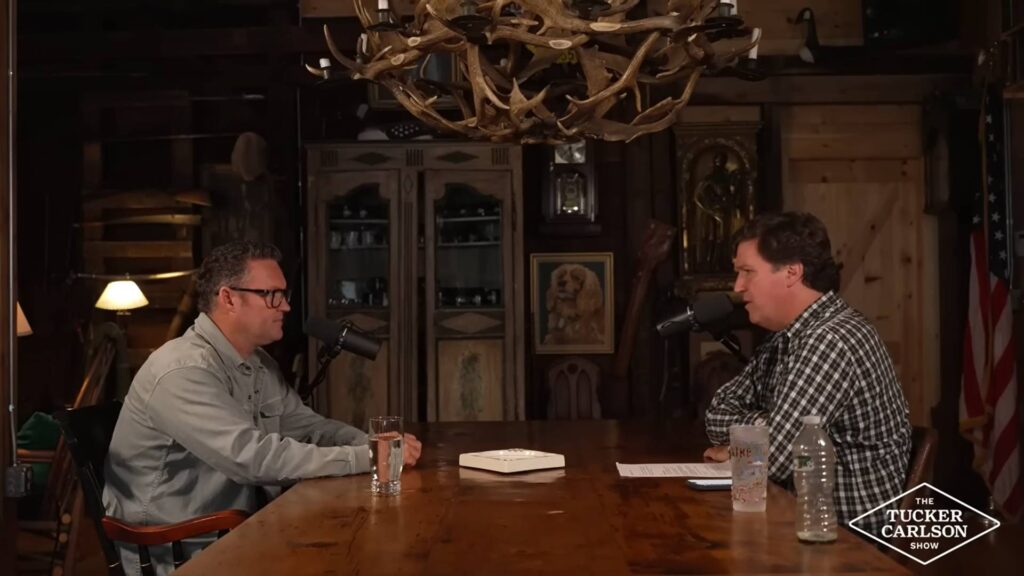 Interview entre Tucker Carlson et Trevor Milton // Source : capture youtube Interview entre Tucker Carlson et Trevor Milton // Source : capture youtube