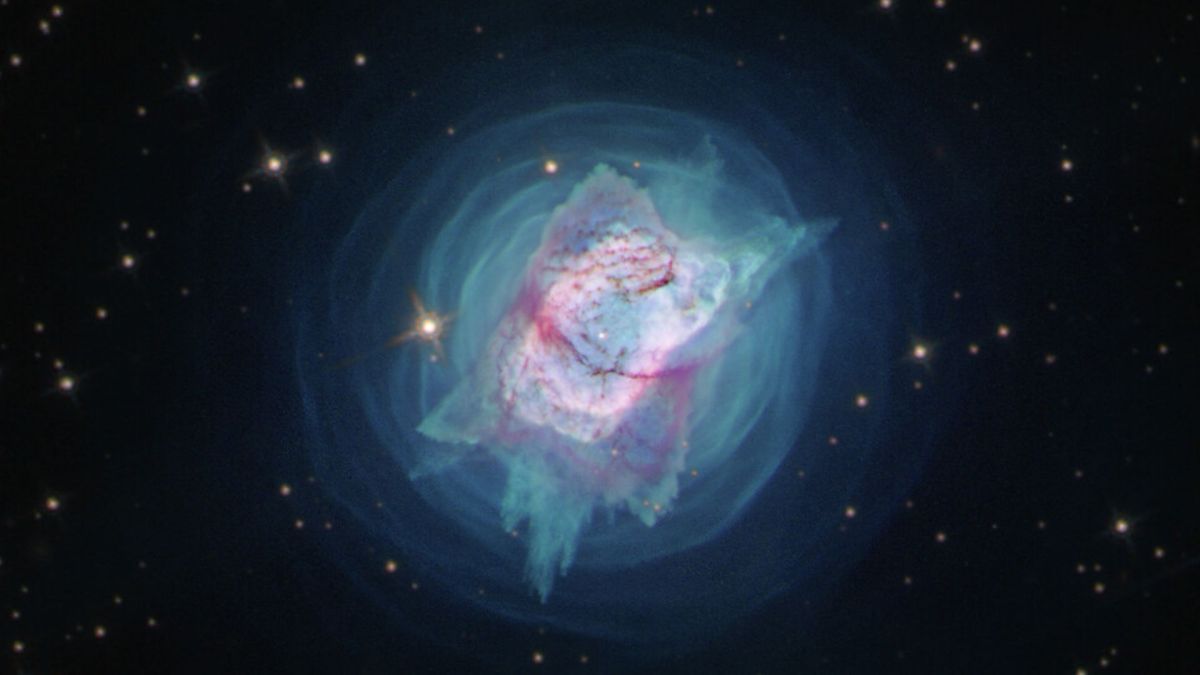 NGC 7027. // Source : NASA, ESA and J. Kastner (RIT) NGC 7027. // Source : NASA, ESA and J. Kastner (RIT)