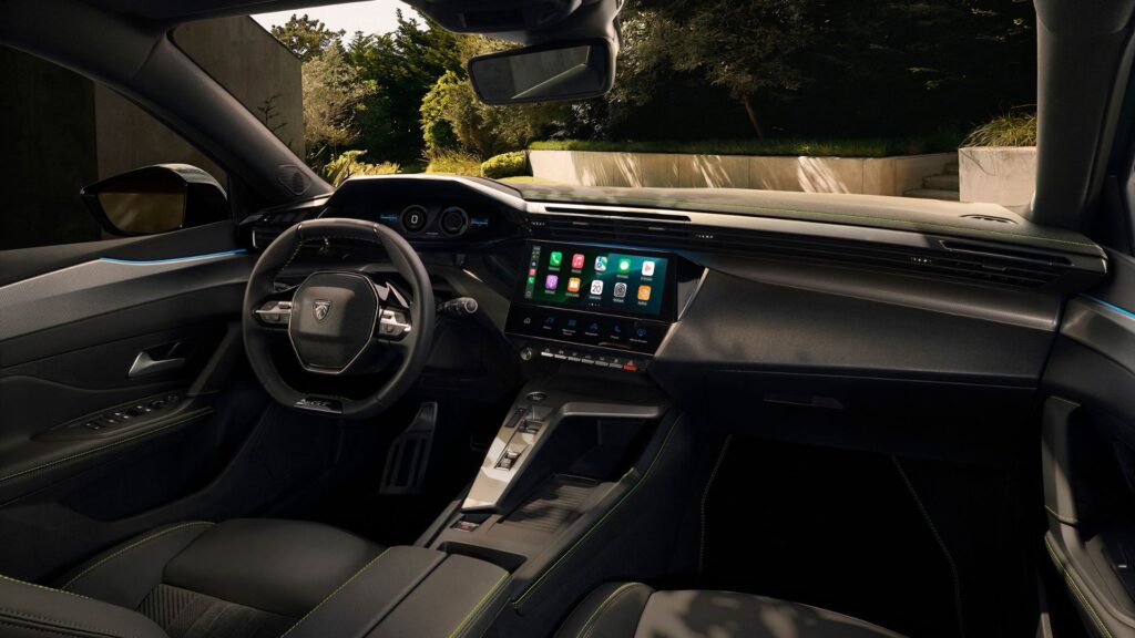 La nouvelle Peugeot E-308 restylée // Source : Peugeot