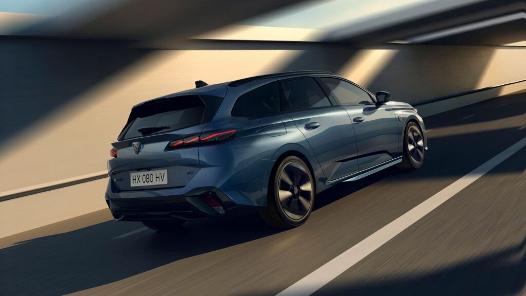La nouvelle Peugeot E-308 restylée // Source : Peugeot