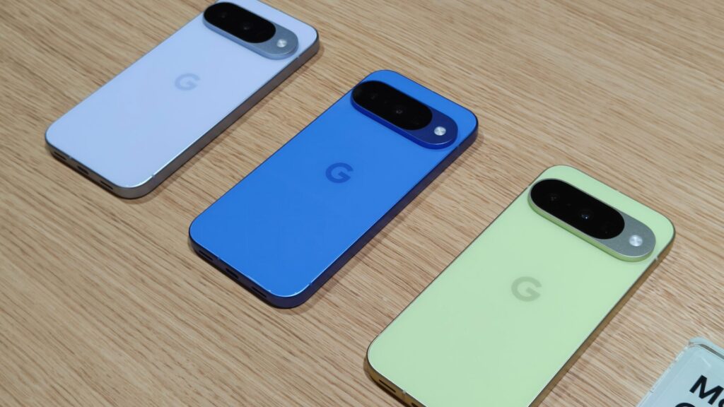 Les couleurs très vives des Google Pixel 10. // Source : Hugo Bernard - Numerama Les couleurs très vives des Google Pixel 10. // Source : Hugo Bernard - Numerama