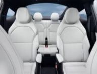 L'intérieur du Tesla Model Y L. // Source : Tesla