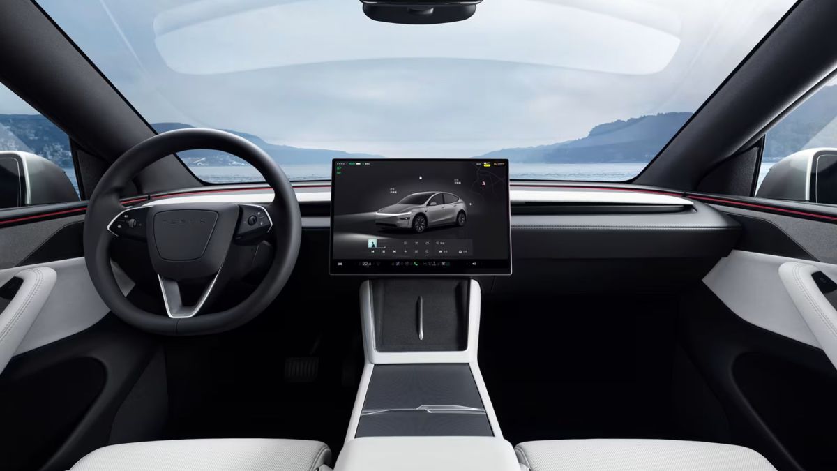 L'intérieur du nouveau Tesla Model Y L en Chine // Source : Tesla L'intérieur du nouveau Tesla Model Y L en Chine // Source : Tesla