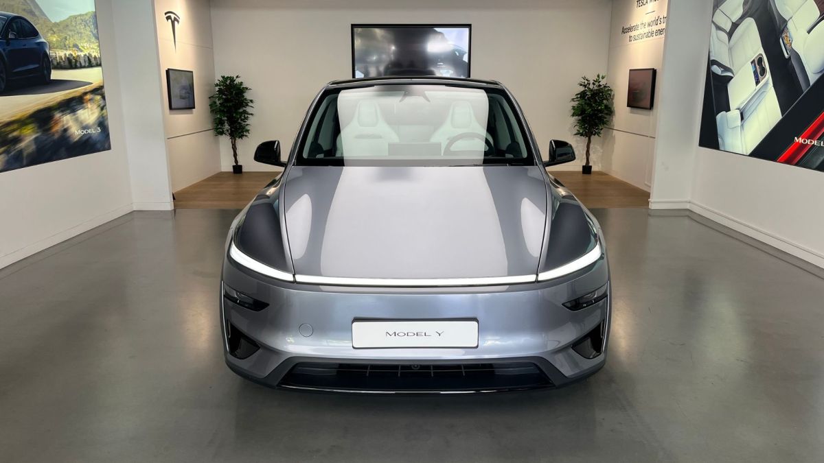 On découvre le nouveau Tesla Model Y Performance // Source : Robin San Vicente pour Numerama On découvre le nouveau Tesla Model Y Performance // Source : Robin San Vicente pour Numerama