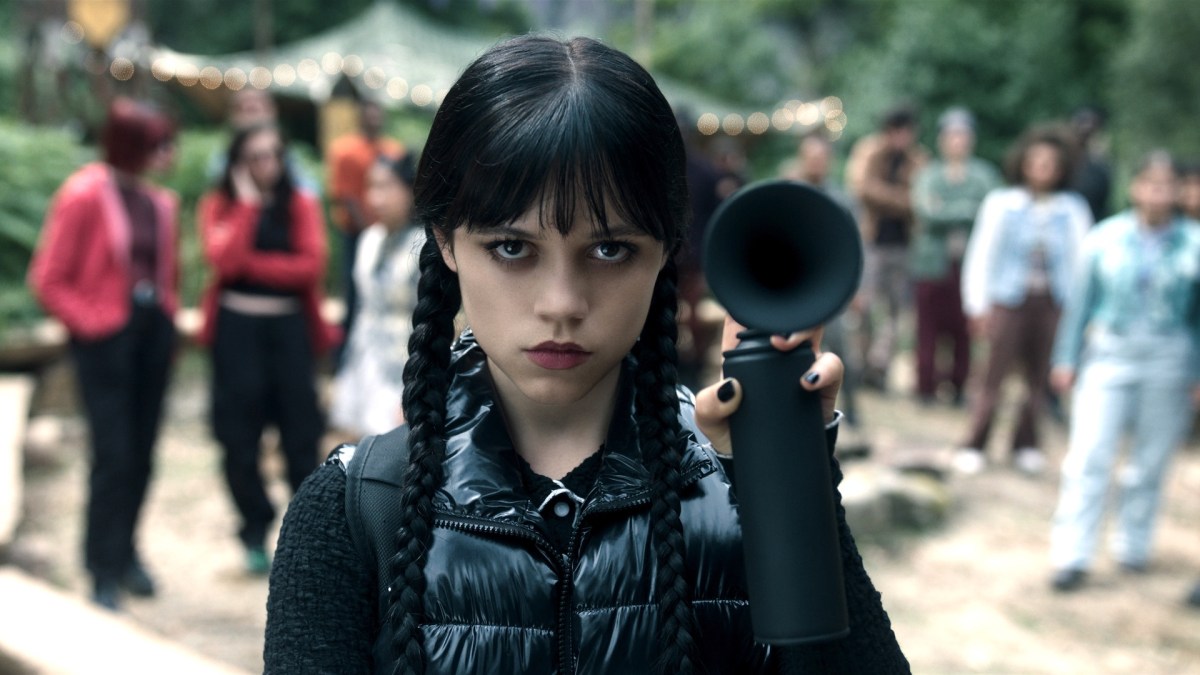 Mercredi en a ras-le-bol d'être votre héroïne préférée, et elle l'affirme haut et fort dans la saison 2 // Source : Netflix Mercredi en a ras-le-bol d'être votre héroïne préférée, et elle l'affirme haut et fort dans la saison 2 // Source : Netflix
