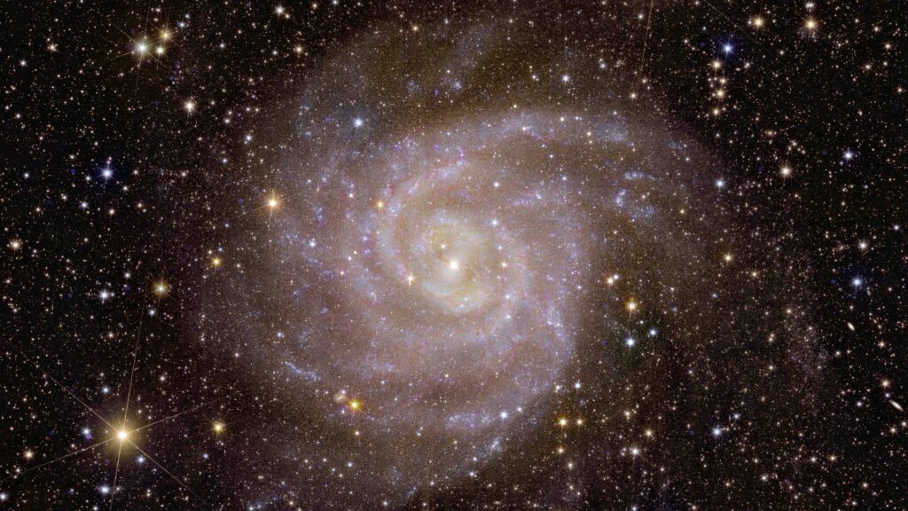 La vue d'Euclide sur la galaxie en spirale IC 342 // Source : ESA/Euclid/Euclid Consortium/NASA, image processing by J.-C. Cuillandre (CEA Paris-Saclay), G. Anselmi La vue d'Euclide sur la galaxie en spirale IC 342 // Source : ESA/Euclid/Euclid Consortium/NASA, image processing by J.-C. Cuillandre (CEA Paris-Saclay), G. Anselmi