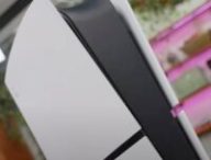 Nouvelle PS5 Slim // Source : Capture YouTube Nouvelle PS5 Slim // Source : Capture YouTube